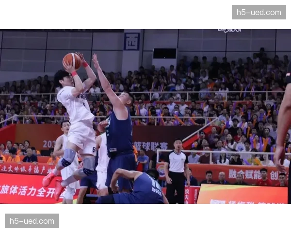 【2026年4月CBA联赛技术服务商与运营生态·赛中·报道数字广告屏故障引发讨论,技术供应商回应为系统兼容性问题,已修复